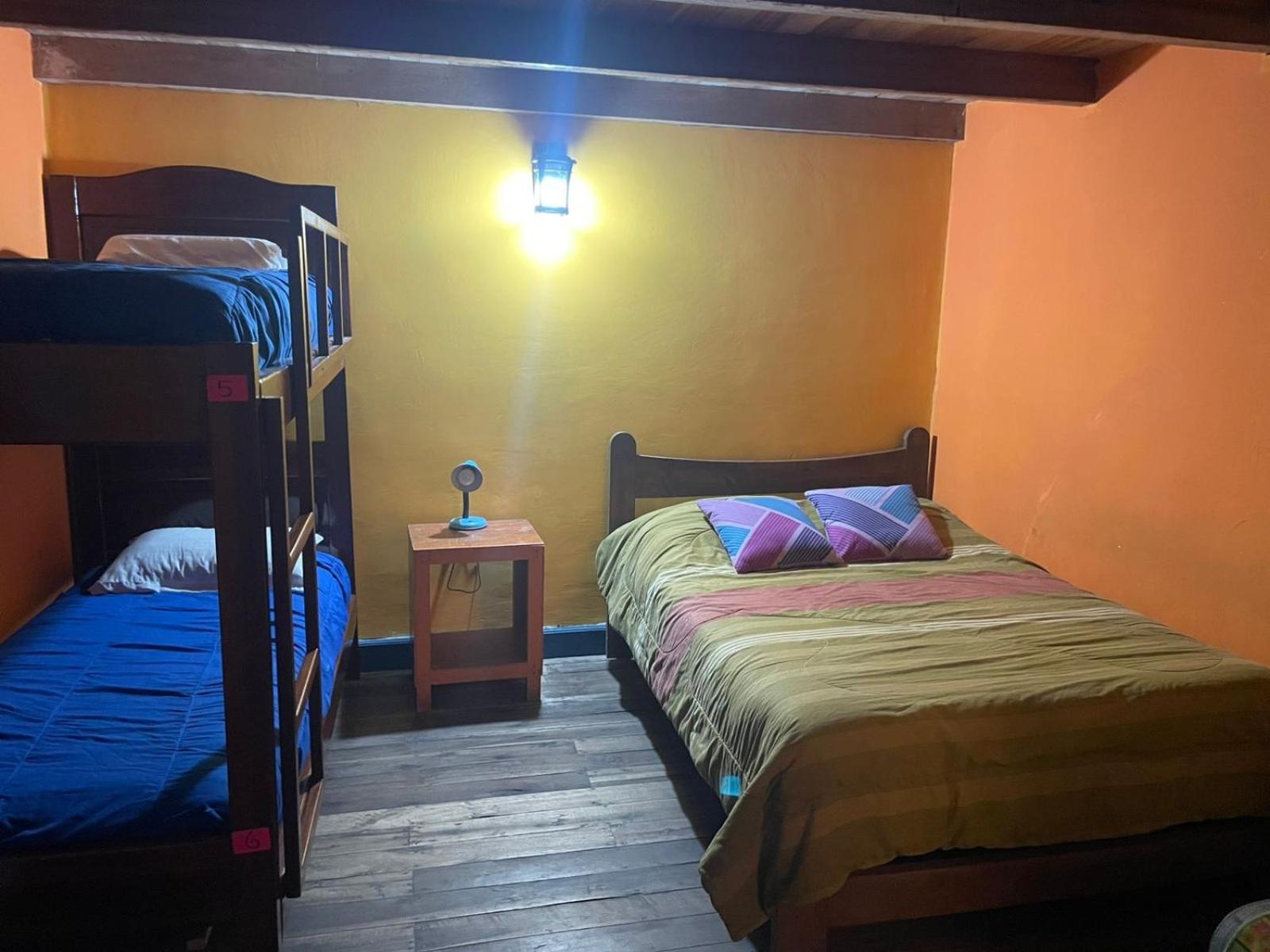 Hostal Cafe Tiana Latacunga Eksteriør billede