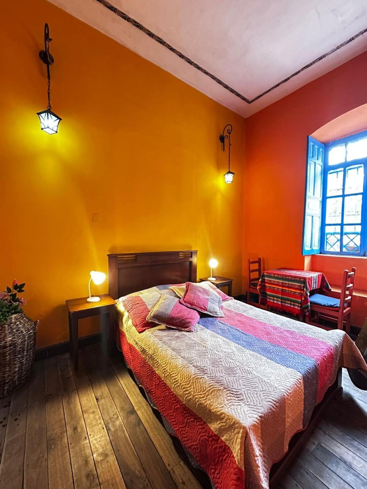 Hostal Cafe Tiana Latacunga Eksteriør billede